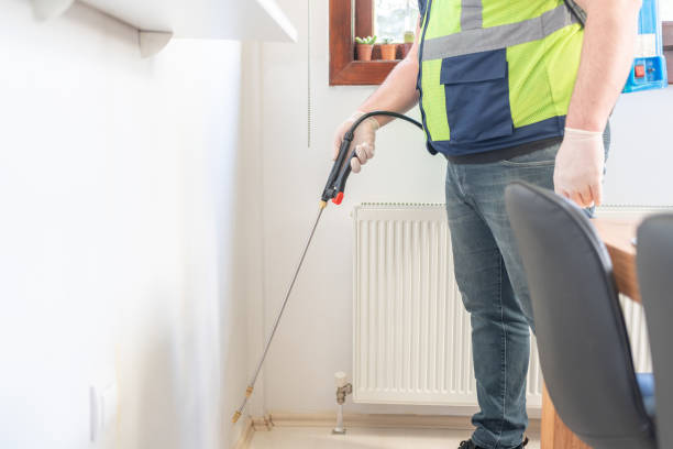 Best Exterminator Services  in Cottonwood Shores, TX